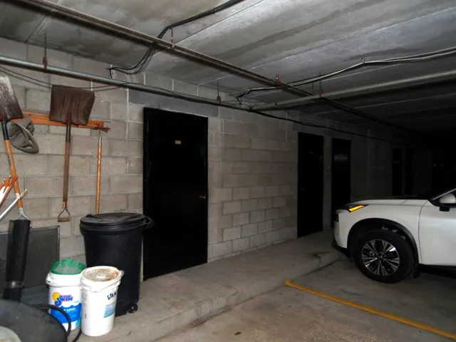 $114,900 | 9002 West Lisbon Avenue, Unit 208, Milwaukee, WI 53222