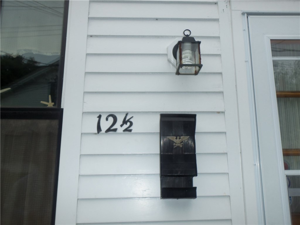12 Poplar Street Newport, RI 02840 - Photo 28 of 40 Cottage House Number