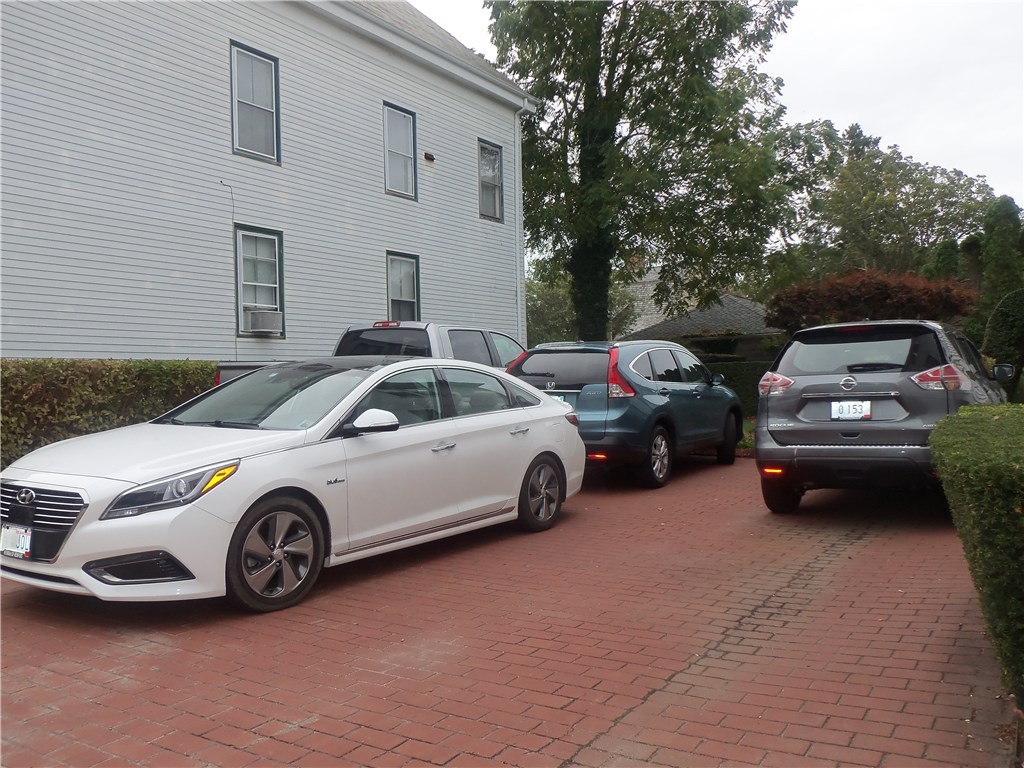 12 Poplar Street Newport, RI 02840 - Photo 38 of 40 Parking