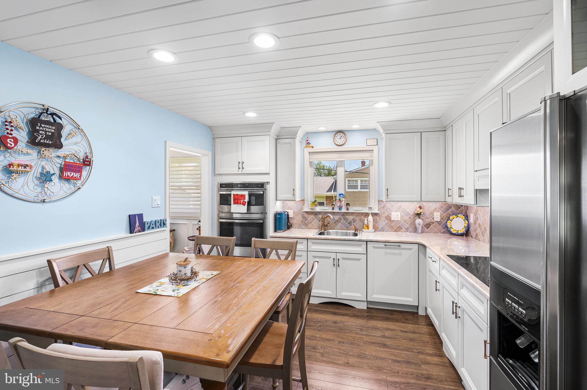 9223 Pine Road Philadelphia, PA 19115 - Photo 7 of 30