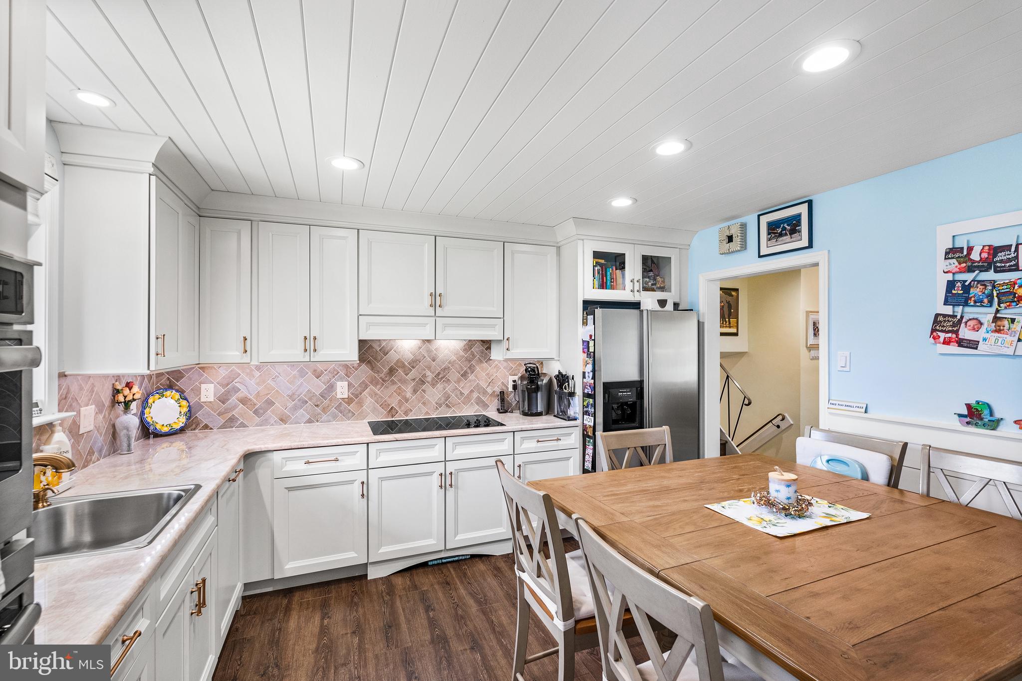 9223 Pine Road Philadelphia, PA 19115 - Photo 8 of 30