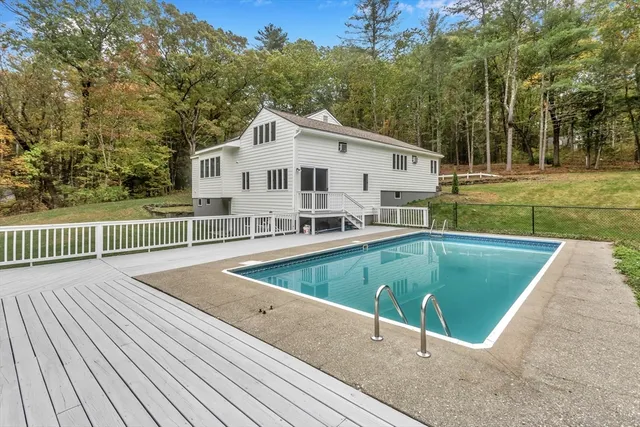 $499,000 | 31 Lovers Lane, Greenfield, MA 01301