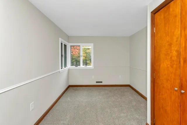 $499,000 | 31 Lovers Lane, Greenfield, MA 01301