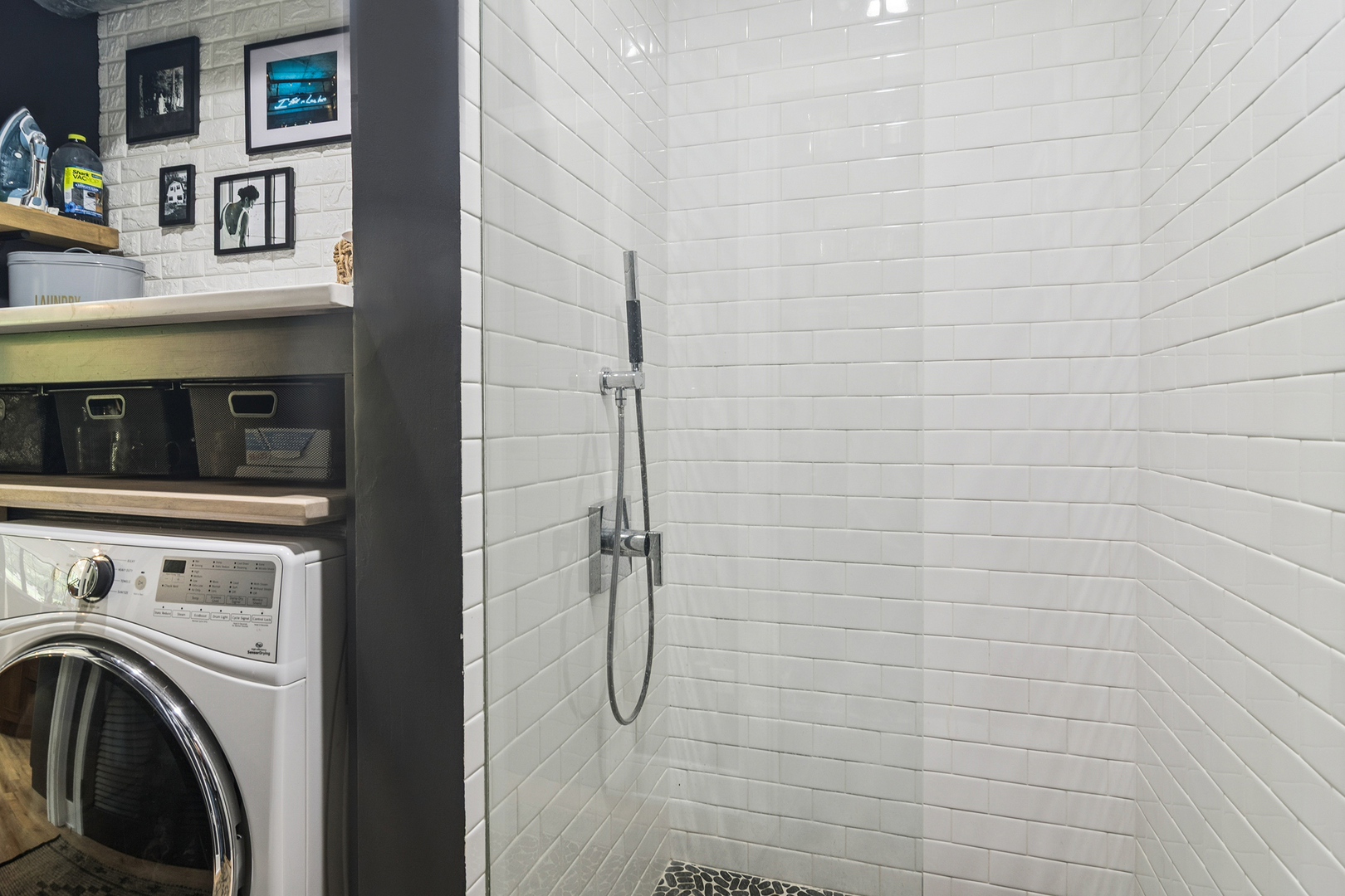 21318 Illinois Rte 59 Barrington, IL 60010 - Photo 19 of 42 a utility room with dryer and washer