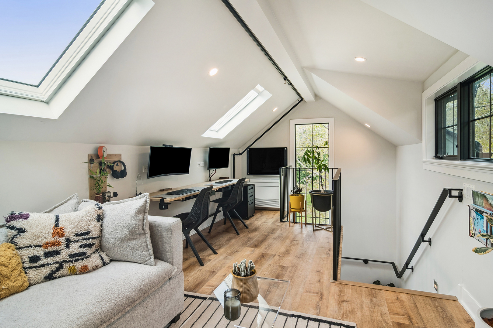 21318 Illinois Rte 59 Barrington, IL 60010 - Photo 30 of 42 a living room with furniture