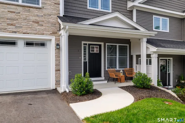 $454,900 | 37 Valley View Drive, Unit 14A, Dayville, CT 06241