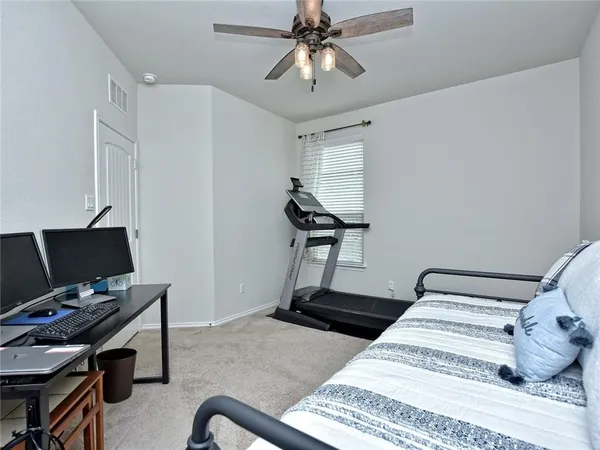 $1,975 | 305 Methodius Drive, Hutto, TX 78634