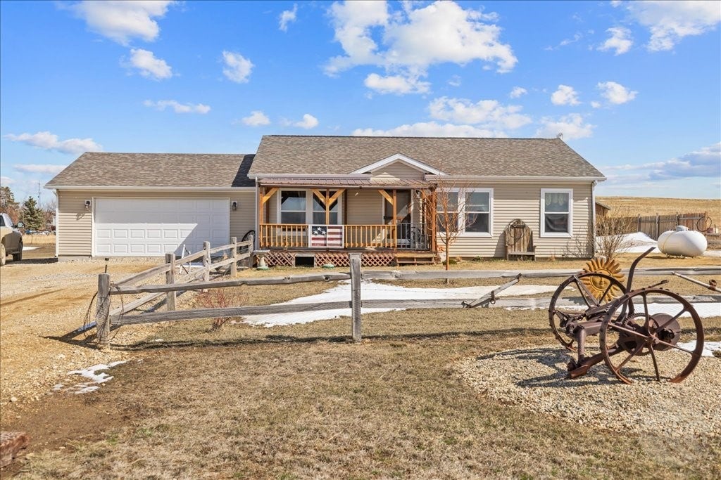 11 Laptop Loop Roberts, MT 59070 - Photo 1 of 1 Gallery Image 1