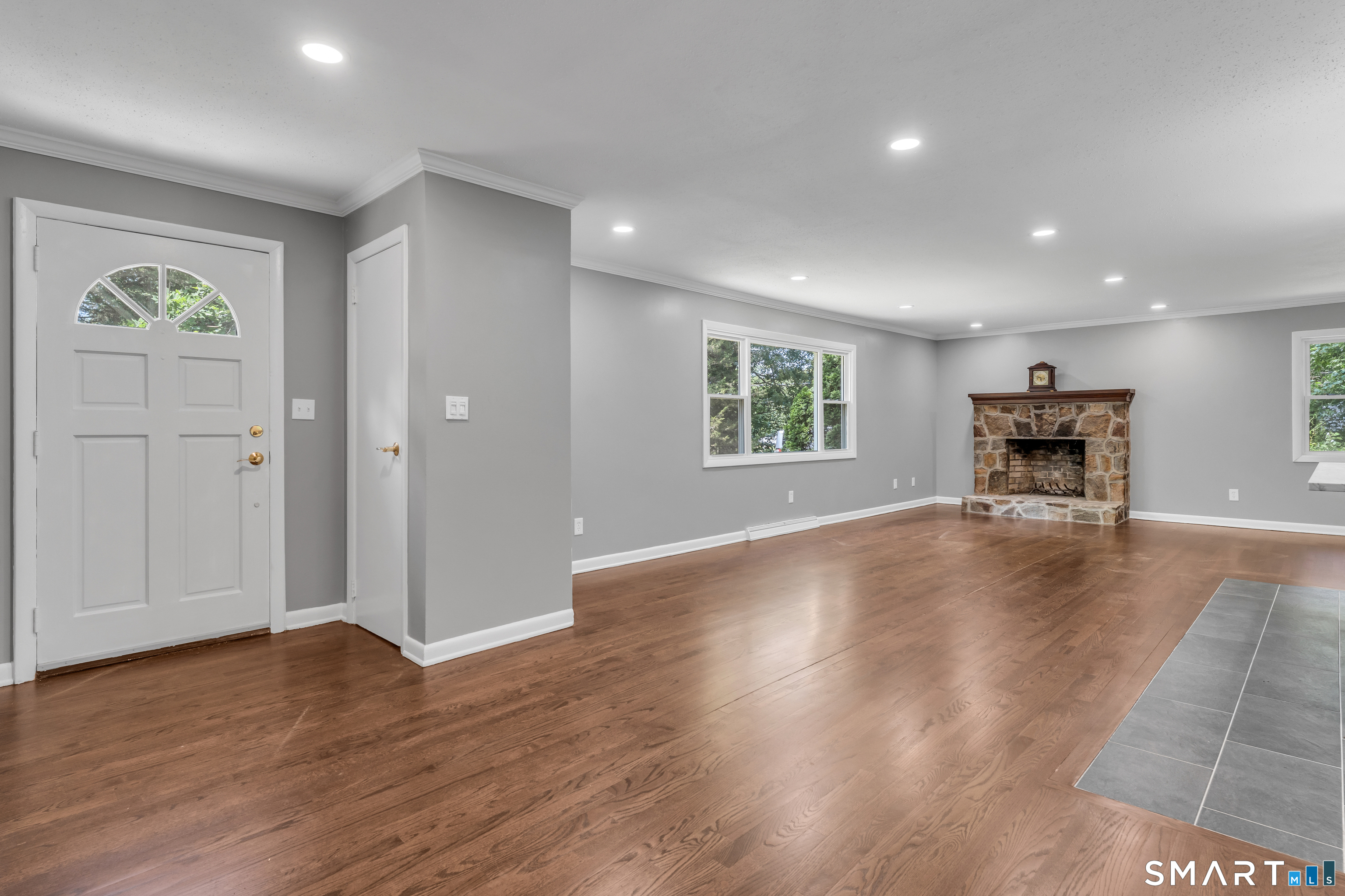 260 Flag Marsh Road Guilford, CT 06437 - Photo 2 of 21