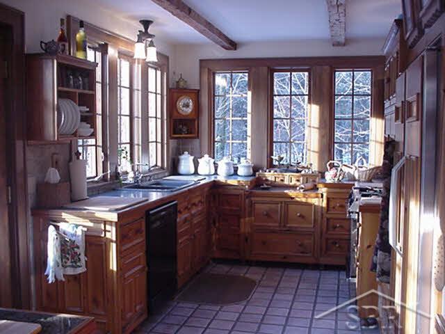 3797 North Gleaner Road Freeland, MI 48623 - Photo 7 of 11 20044850-6.JPG