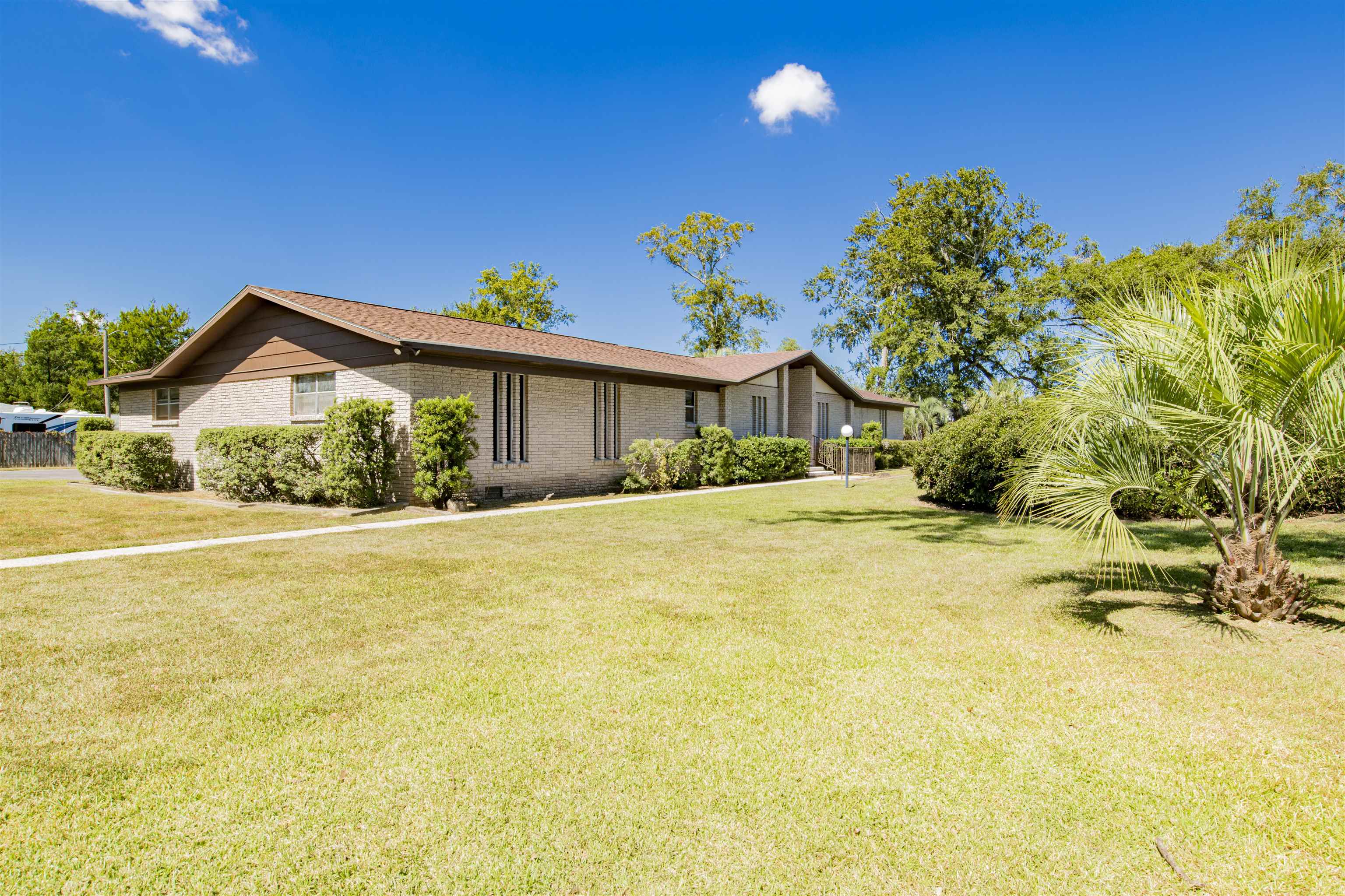 1605 North Alston Street Foley, AL 36535 - Photo 3 of 27