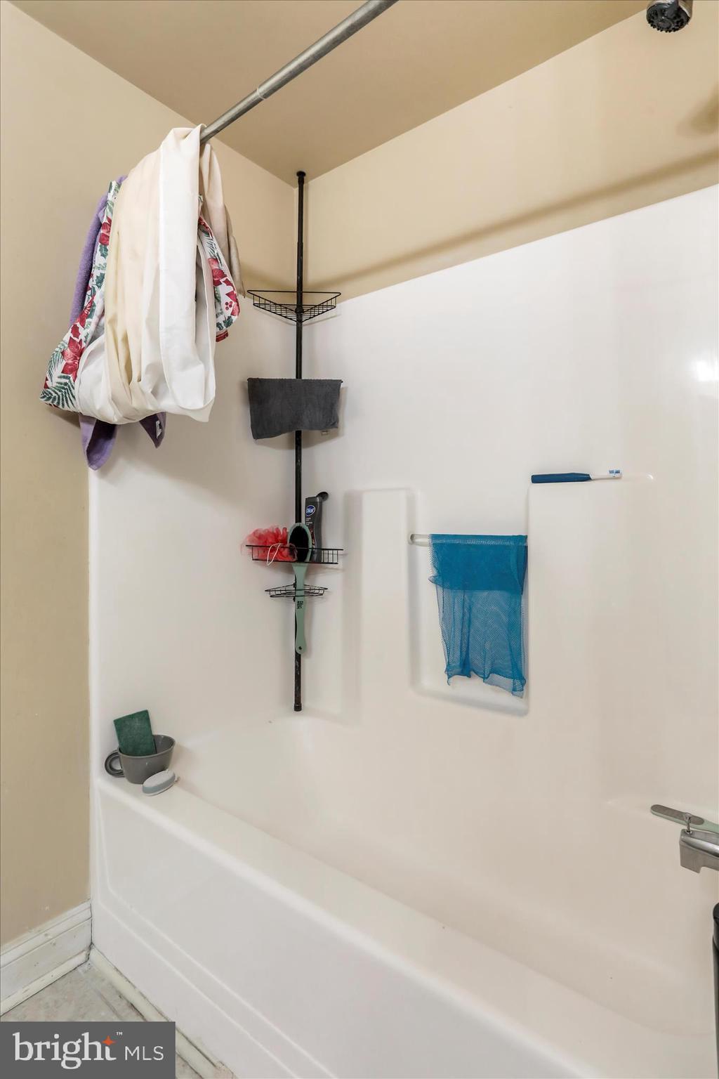 208 Whitley, Unit 44 Chambersburg, PA 17201 - Photo 27 of 61