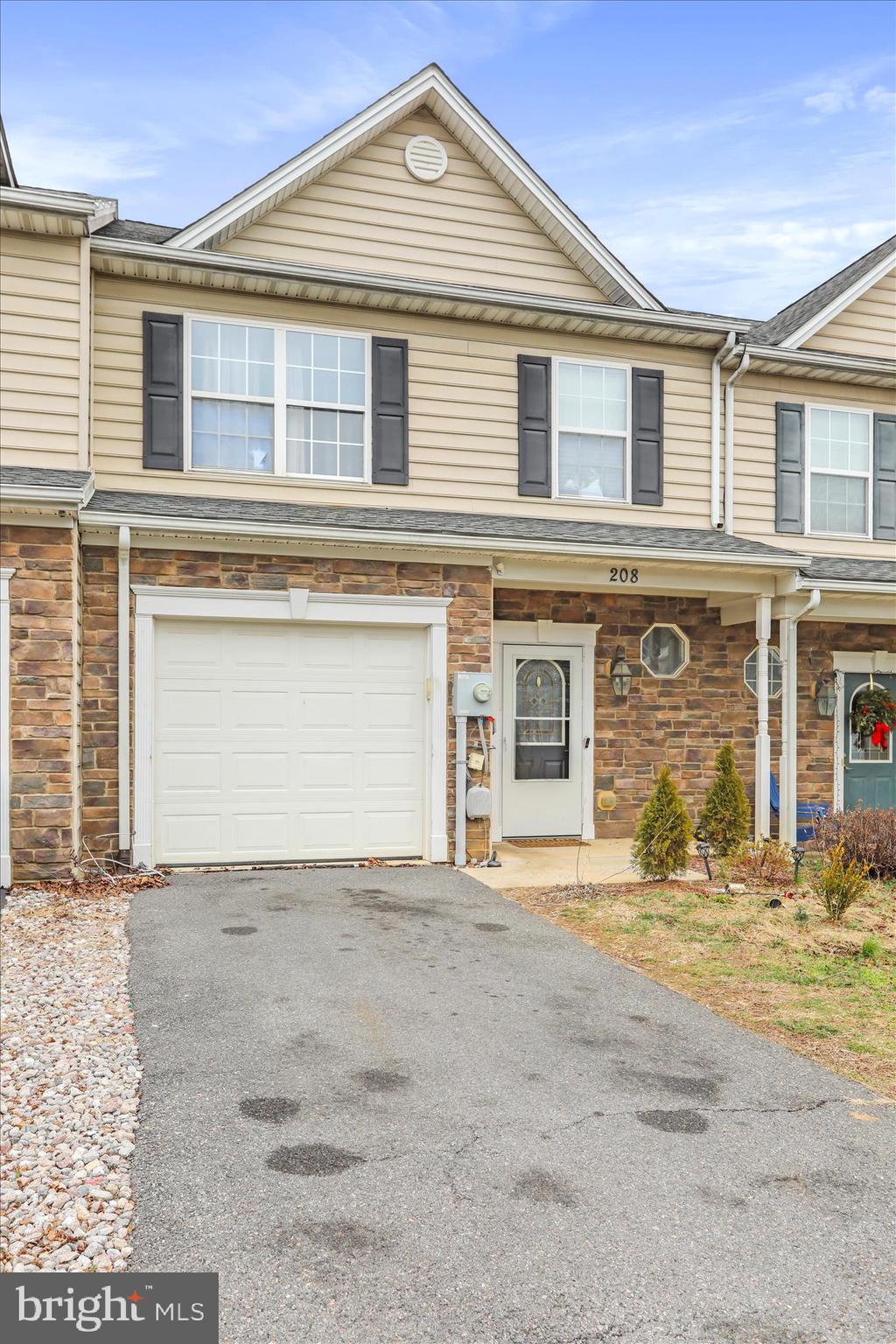 208 Whitley, Unit 44 Chambersburg, PA 17201 - Photo 3 of 61