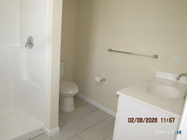 73 Warm Earth Road Naugatuck, CT 06770 - Photo 8 of 23 Shower stall