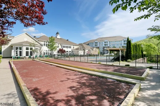 a view of a basketball court