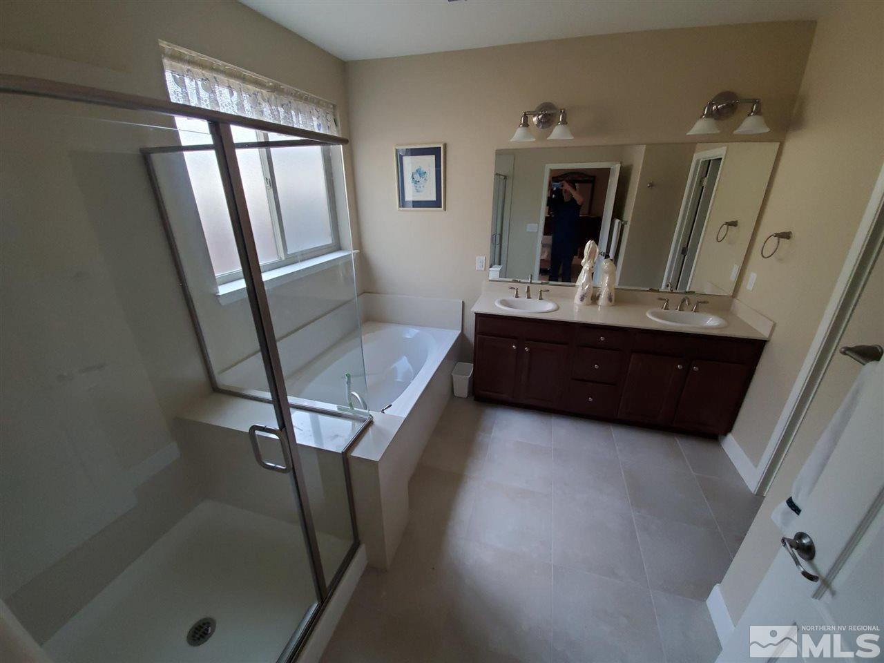 1655 Heavenly View Trail Reno, NV 89523 - Photo 15 of 39 a view of living room and front door