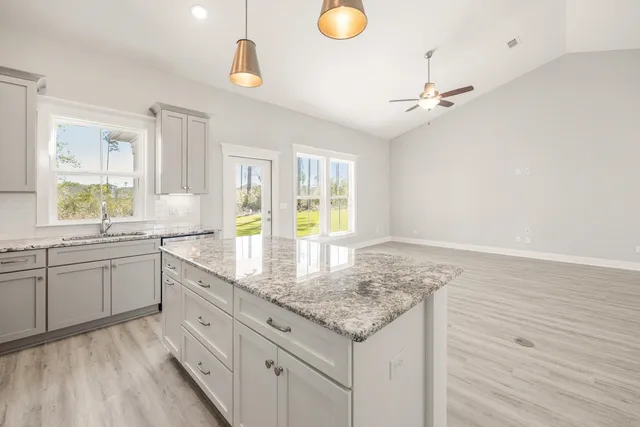 $369,900 | 252 Stillmont Drive, Crawfordville, FL 32327