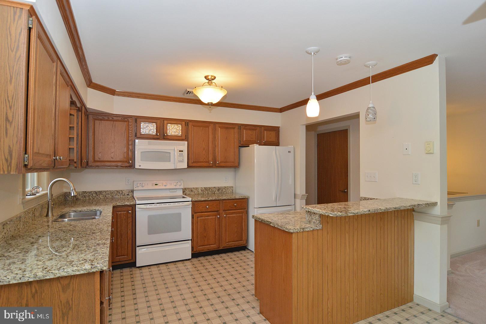 808 South Cedar Street Lititz, PA 17543 - Photo 12 of 40
