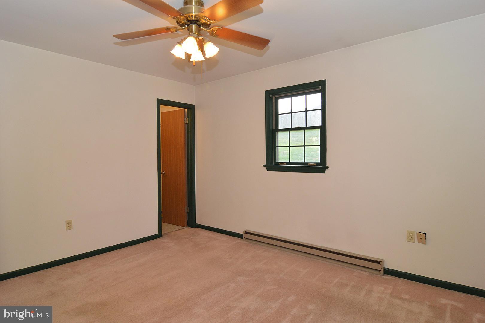 808 South Cedar Street Lititz, PA 17543 - Photo 17 of 40