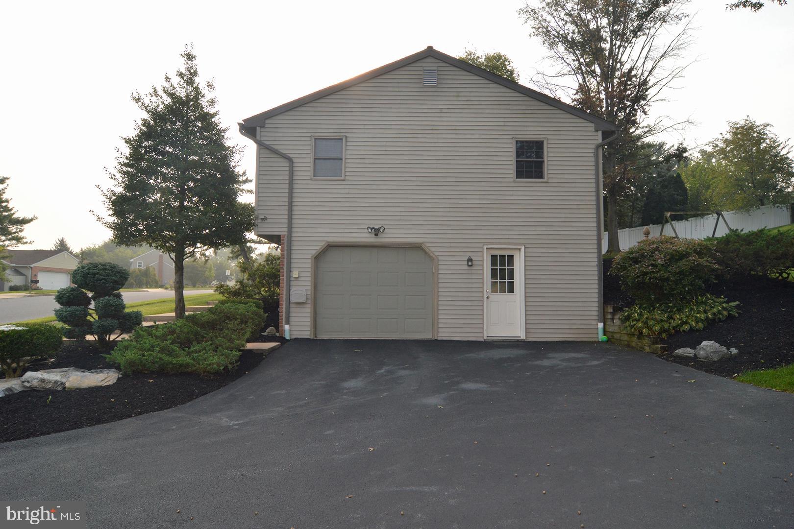 808 South Cedar Street Lititz, PA 17543 - Photo 30 of 40