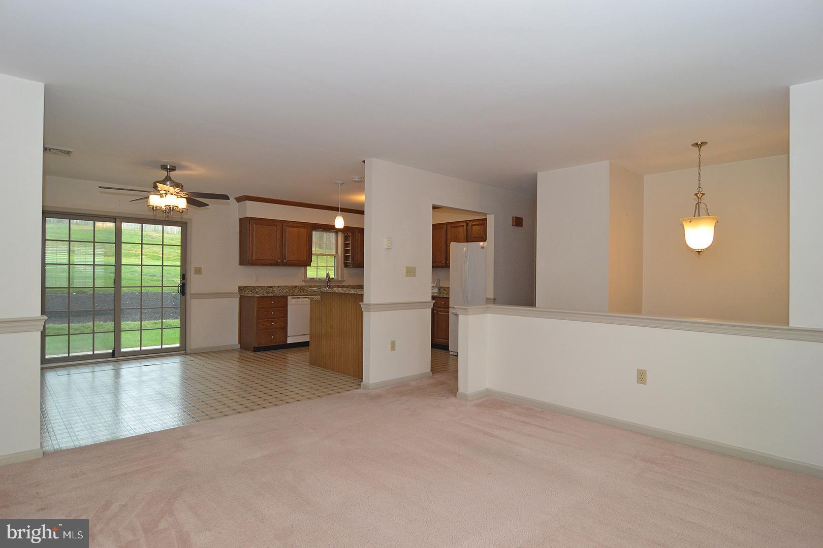 808 South Cedar Street Lititz, PA 17543 - Photo 7 of 40