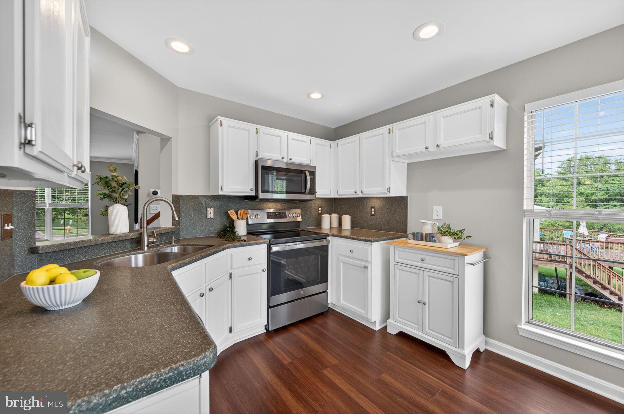 4484 Cole Farm Road Nottingham, MD 21236 - Photo 16 of 61