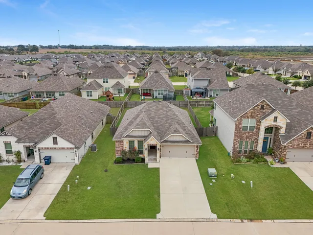 an aerial view of multiple house