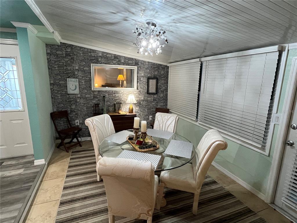712 Roma Road Venice, FL 34285 - Photo 19 of 42