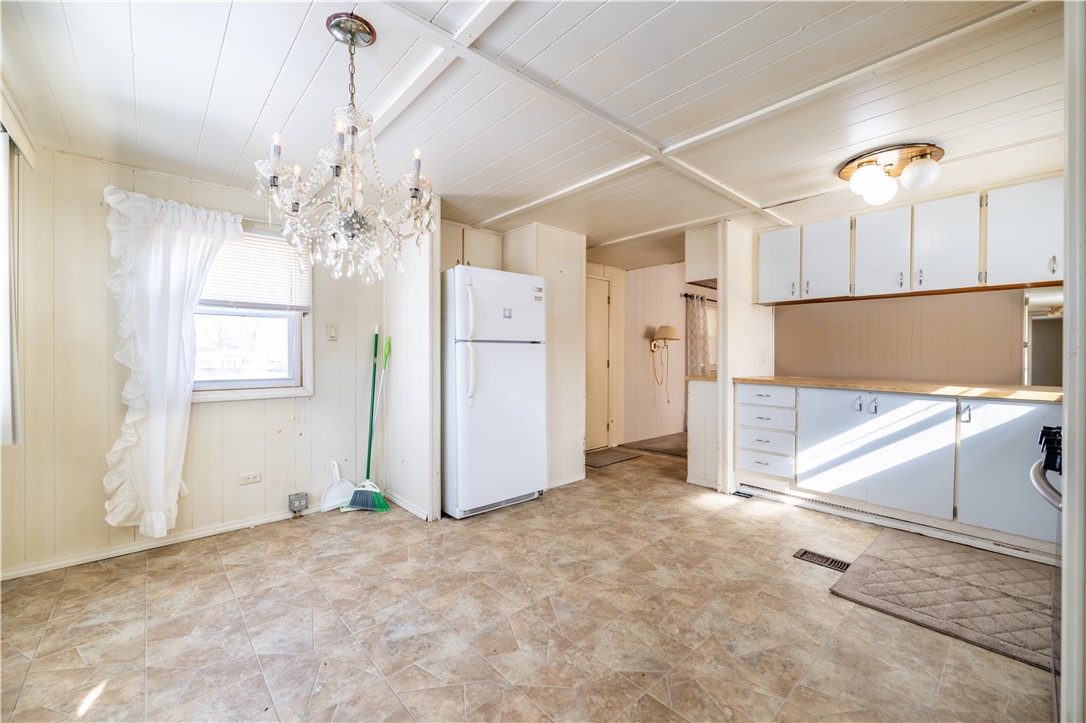 23 Lane B Coventry, RI 02816 - Photo 7 of 27