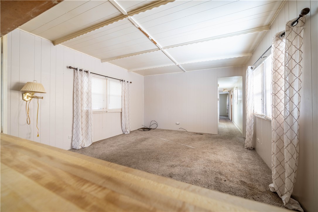 23 Lane B Coventry, RI 02816 - Photo 9 of 27