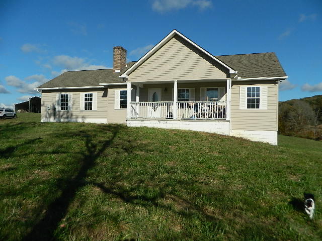 264 Robinette Road Oliver Springs, TN 37840 - Photo 1 of 24 front (1)