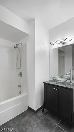 $400,000 | 308 Passaic Avenue, Harrison, NJ 07029