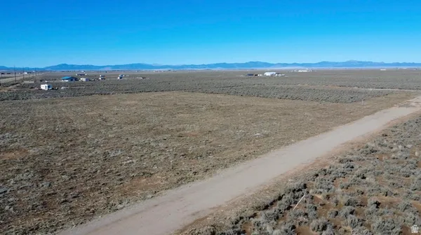 $74,900 | St, Unit 9, Beryl, UT 84714