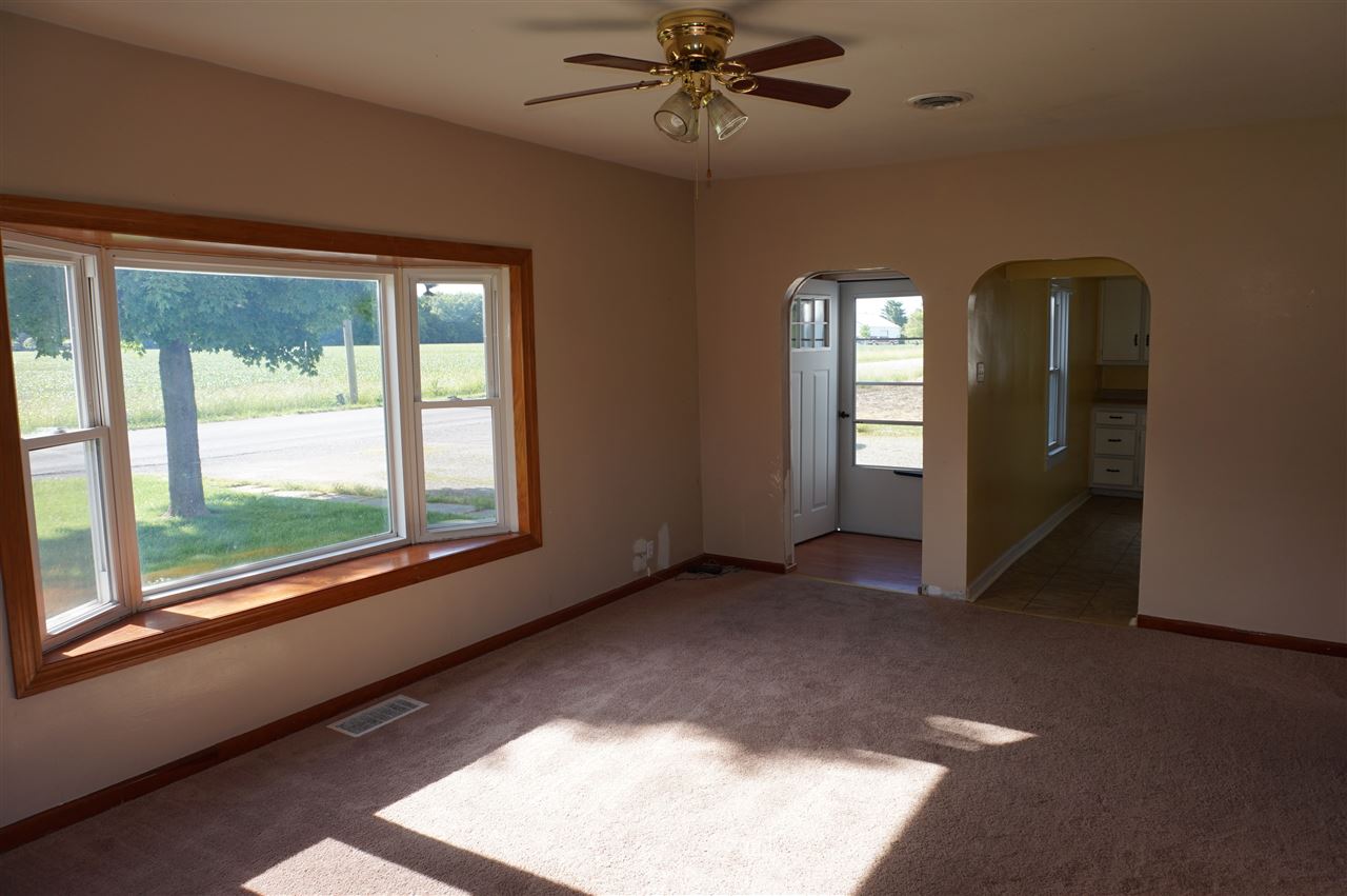 8430 Franke Road Fort Wayne, IN 46816 - Photo 5 of 26