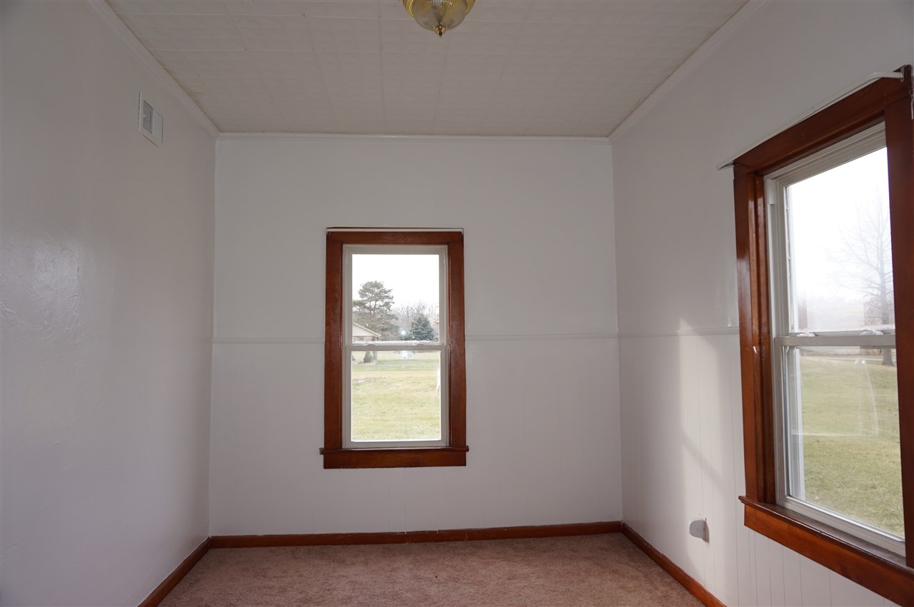 8430 Franke Road Fort Wayne, IN 46816 - Photo 9 of 26
