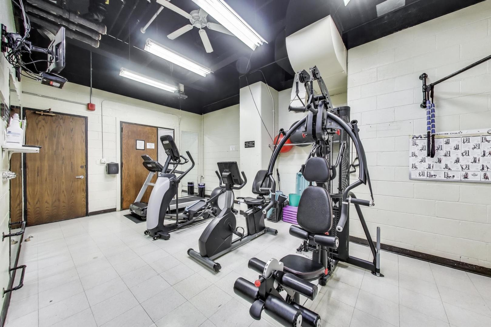 1310 North Ritchie Court, Unit 7B Chicago, IL 60610 - Photo 29 of 41