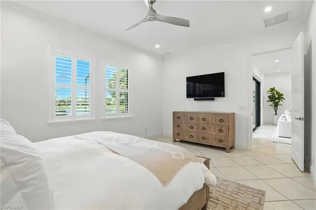 $975,000 | 4649 Abaca Circle, Naples, FL 34119