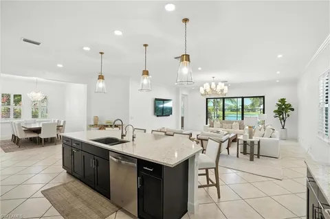 $975,000 | 4649 Abaca Circle, Naples, FL 34119