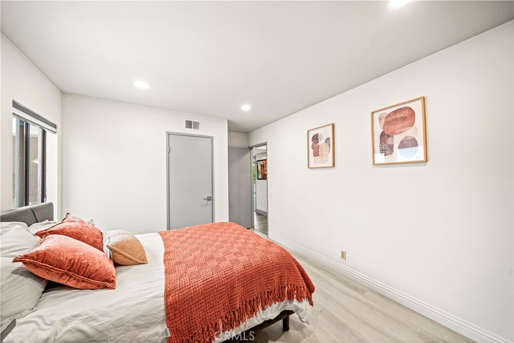 58 Fulton Irvine, CA 92620 - Photo 33 of 45 Gallery Image 33