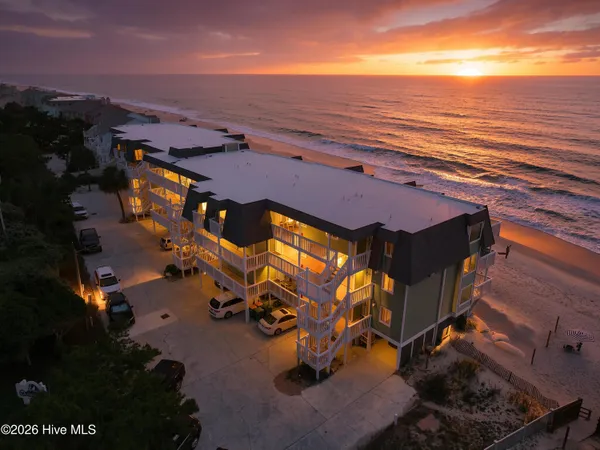 $465,000 | 2122 Surfrider Court, Kure Beach, NC 28449
