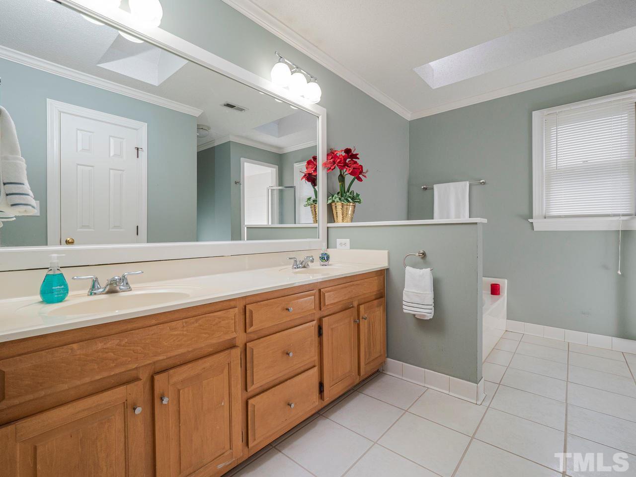 4404 MacIntyre Commons Raleigh, NC 27606 - Photo 16 of 27 Gallery Image 16