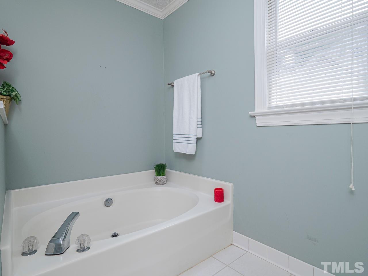 4404 MacIntyre Commons Raleigh, NC 27606 - Photo 17 of 27 Gallery Image 17