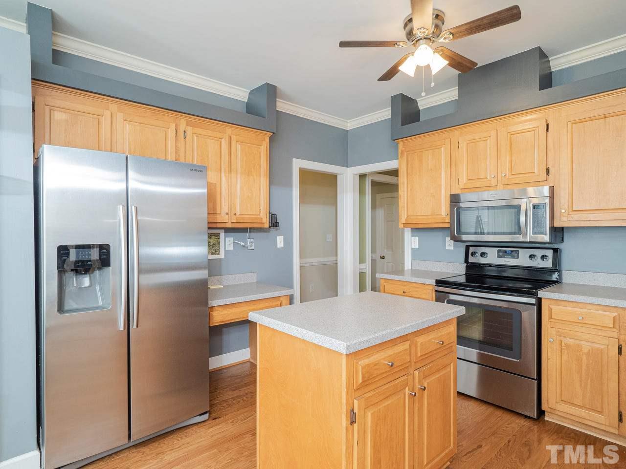 4404 MacIntyre Commons Raleigh, NC 27606 - Photo 9 of 27 Gallery Image 9