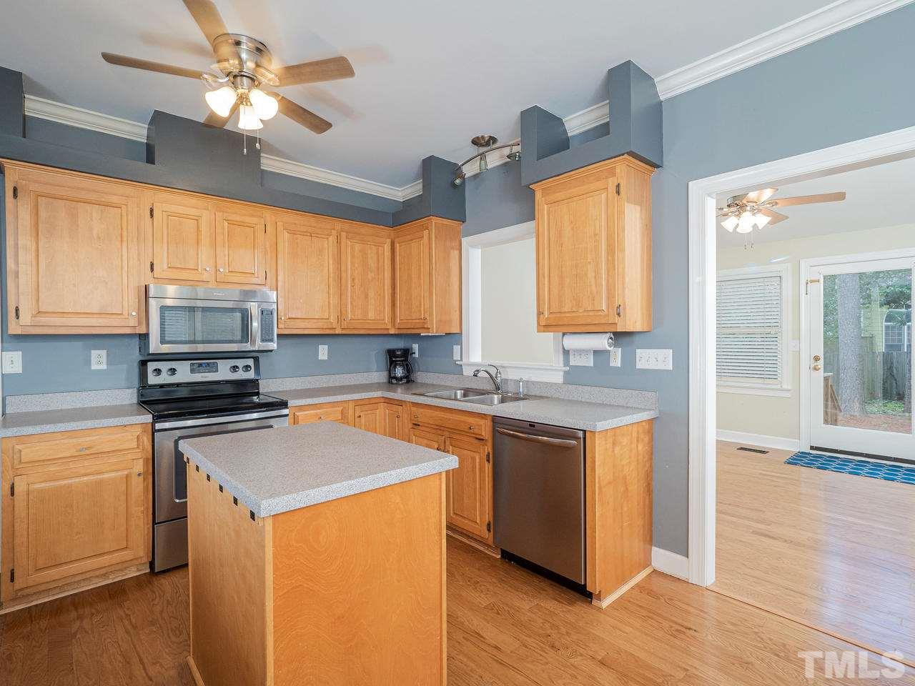 4404 MacIntyre Commons Raleigh, NC 27606 - Photo 10 of 27 Gallery Image 10