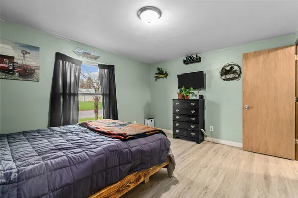 $259,900 | 21 Primrose Circle, Clintonville, WI 54929