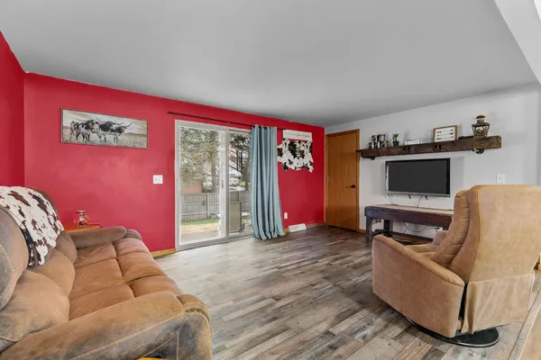 $259,900 | 21 Primrose Circle, Clintonville, WI 54929