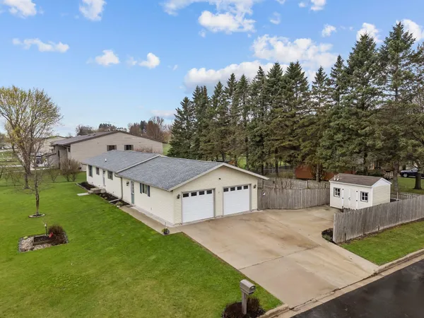 $259,900 | 21 Primrose Circle, Clintonville, WI 54929