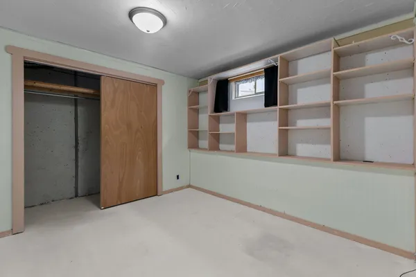 $259,900 | 21 Primrose Circle, Clintonville, WI 54929