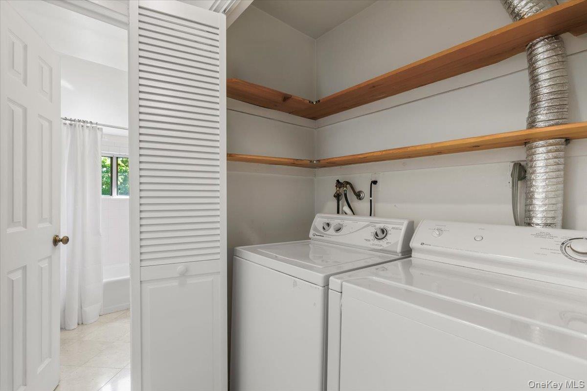 219 Tree Top Crescent Rye Brook, NY 10573 - Photo 16 of 18