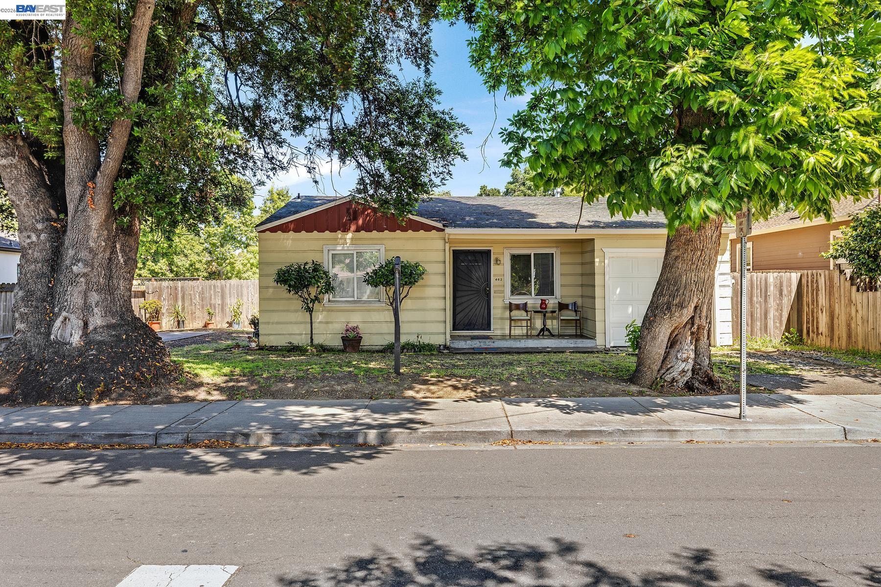462 Hampton Road Hayward, CA 94541 - Photo 3 of 38 a view of a house with a tree in front of it